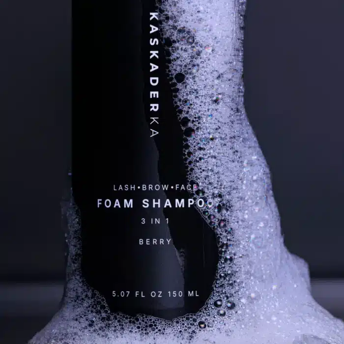 Kaskaderka Foam Shampoo ciglia 3 in 1, detergente in schiuma per ciglia e sopracciglia e pre-trattamento per extension e laminazione